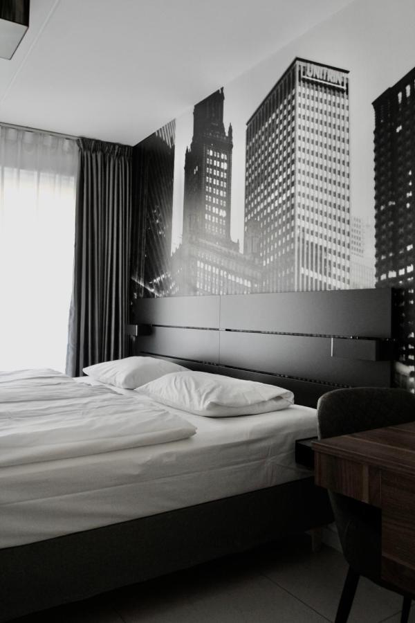 Super Stay Hotel, Осло Экстерьер фото